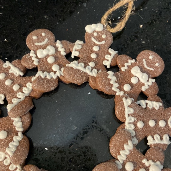SET/2 Gingerbread Wreath Christmas Clay Soft Glitter Iced Sparkly Orname… - Picture 5 of 6